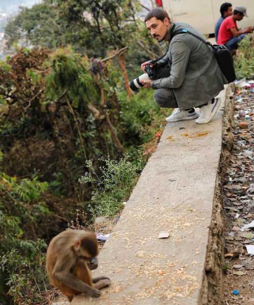 Дима Билан делится фотографиями с экскурсий в Непале