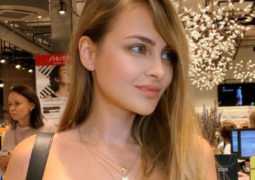 Блогер Ангелина Дубровская жалеет, что сломала ребра ради тонкой талии