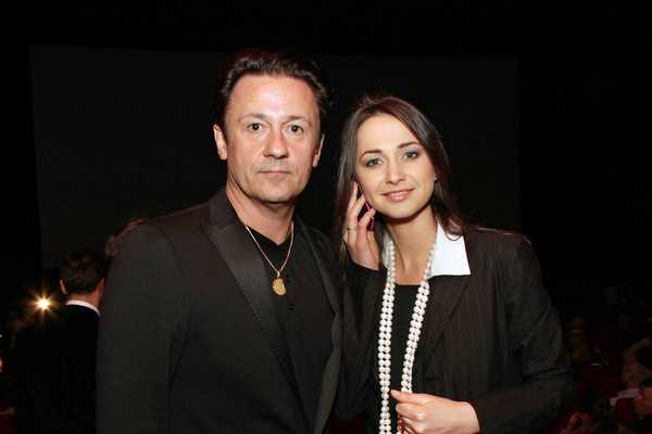 Олег Меньшиков с женой