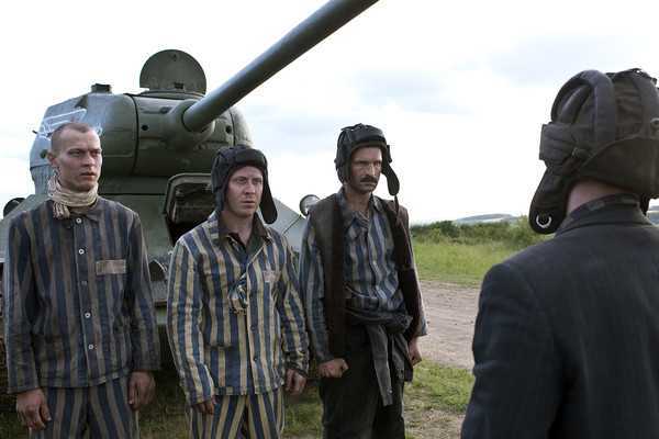 Федор Добронравов высоко оценил работу сына в фильме «Т-34»