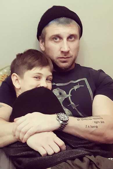 Иван с сыном Матвеем