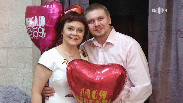 50-летняя Ирина Зимакова родила от ученика, с которым занималась до 9 класса