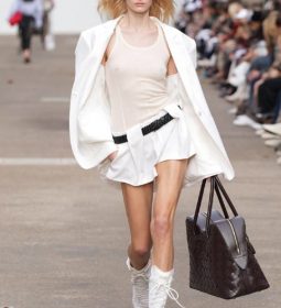 Коллекция Stella McCartney Ready-To-Wear Весна-Лето 2025