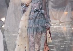 Коллекция Valentino Ready-To-Wear Весна-Лето 2025