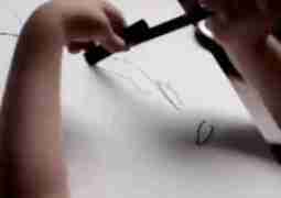 Как из каки маляки своего ребёнка сделать шедевр #гифкинаука#образование#арттерапия