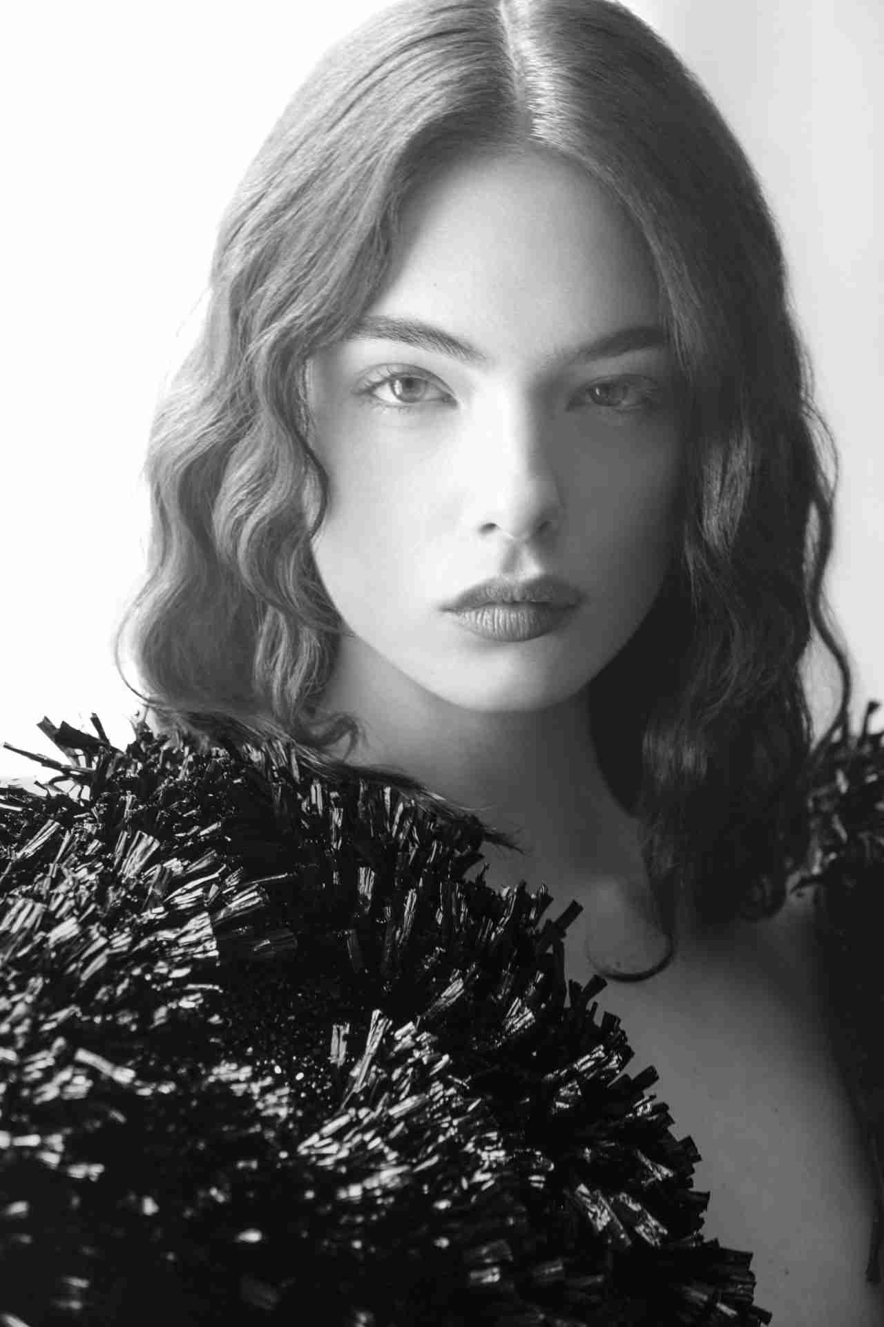 Дева Кассель (Deva Cassel) в фотосессии для журнала Harpers Bazaar Taiwan (2024)