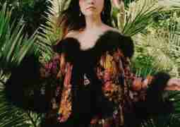 Селена Гомес (Selena Gomez) в фотосессии для журнала Vogue US (2021)