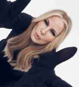 Дженнифер Кулидж (Jennifer Coolidge) в фотосессии для The Sunday Times Style (2025)