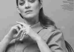 Марион Котийяр (Marion Cotillard) в фотосессии для журнала InStyle Spain (2020)