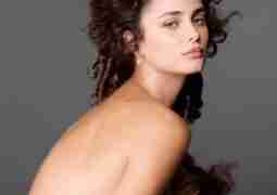 Тейлор Хилл (Taylor Hill) в фотосессии для журнала Vogue Czechoslovakia (2026)