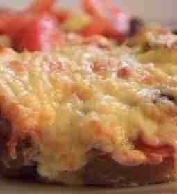 Мясо в фольге с грибами и помидорами Ингредиенты: 4 куска мяса (Я обычно заранее…